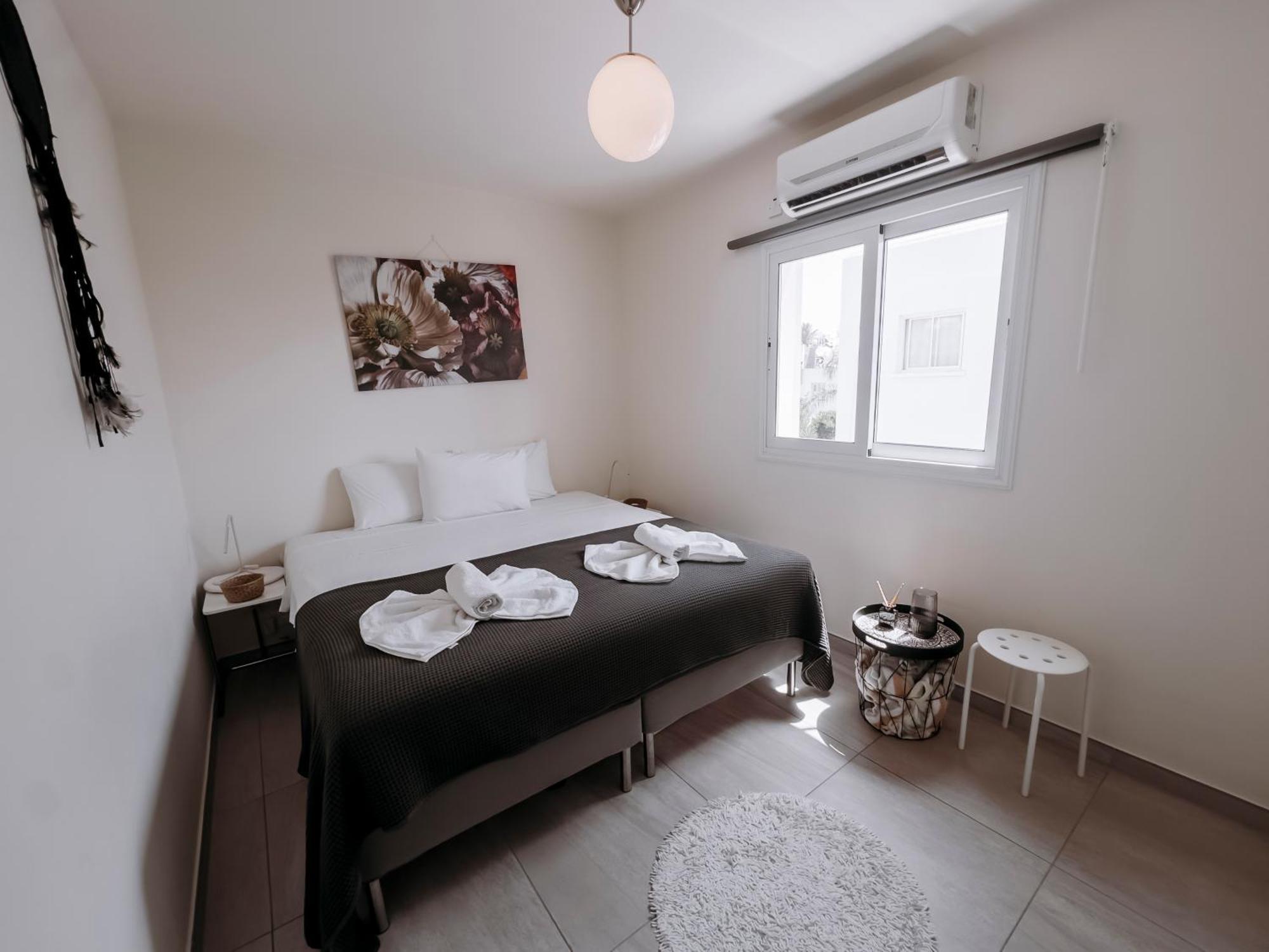 Viking Family Superior Lux Appartement Agia Napa Buitenkant foto